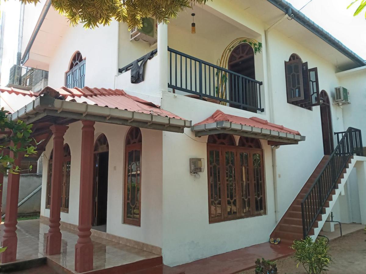 בנטוטה Tharul Home מראה חיצוני תמונה